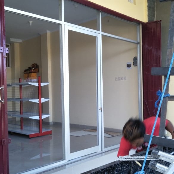 Kusen Aluminium di Bali