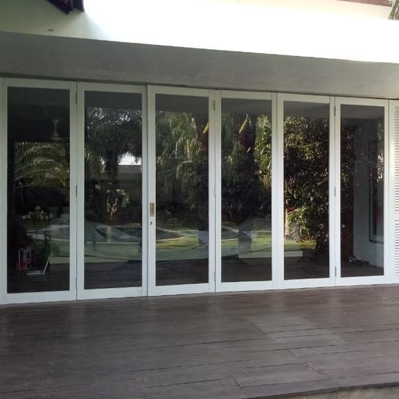 Kusen Aluminium di Bali