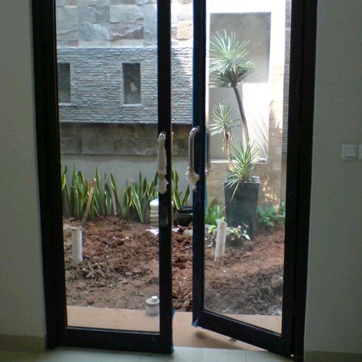 Kusen Aluminium di Bali